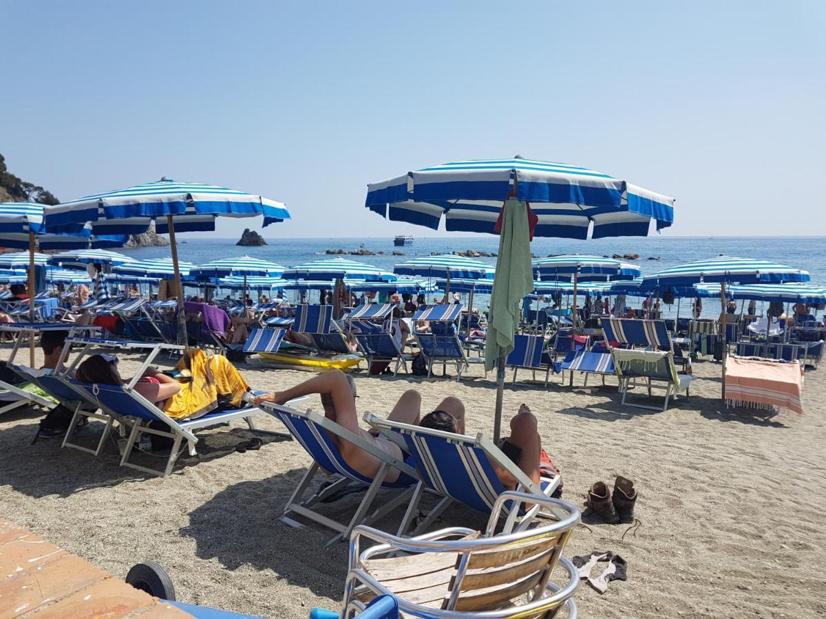 Monterosso Apartments In Servano'S Villas モンテロッソ・アル・マーレ エクステリア 写真