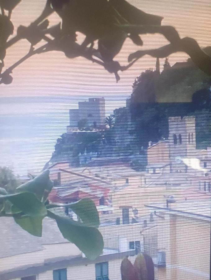 Monterosso Apartments In Servano'S Villas モンテロッソ・アル・マーレ エクステリア 写真