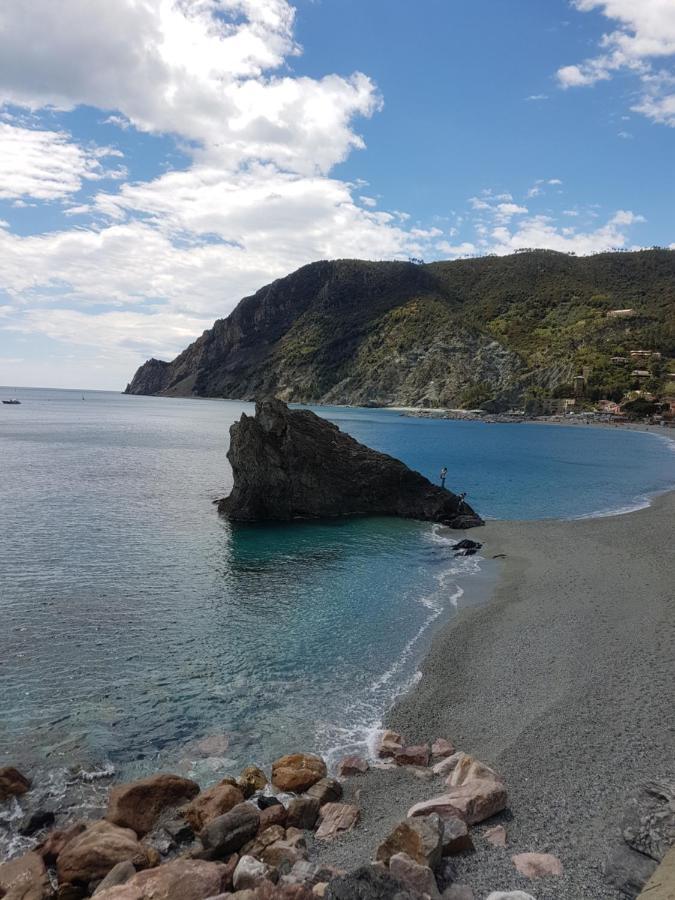 Monterosso Apartments In Servano'S Villas モンテロッソ・アル・マーレ エクステリア 写真