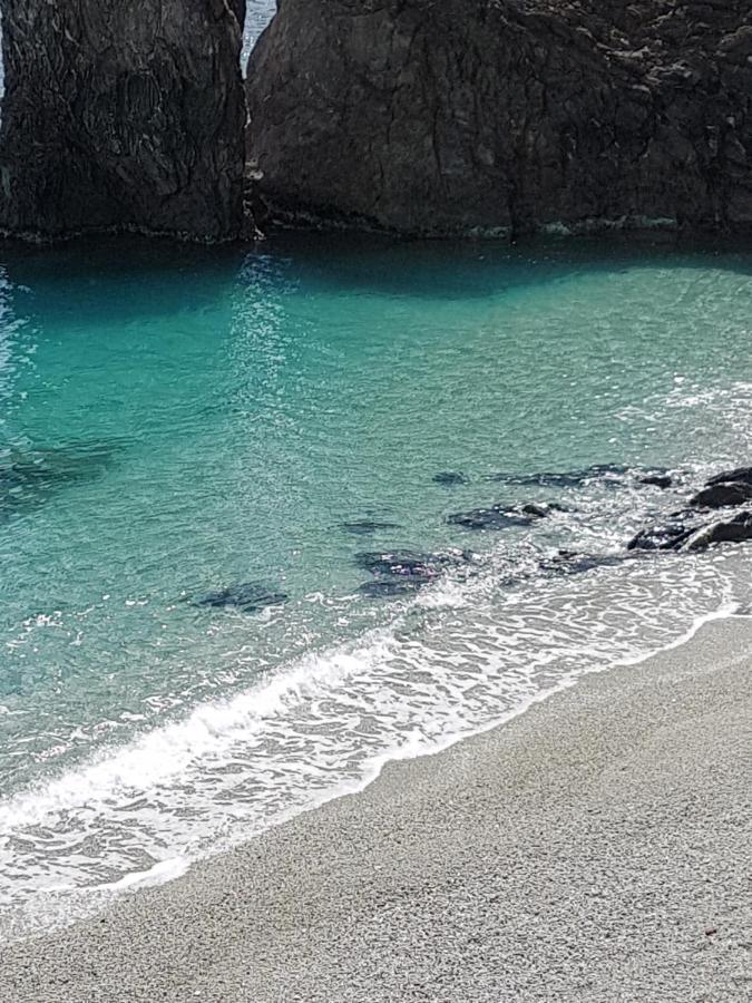 Monterosso Apartments In Servano'S Villas モンテロッソ・アル・マーレ エクステリア 写真